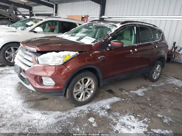 1FMCU9GD1JUB18563 2018 FORD ESCAPE - Image 2