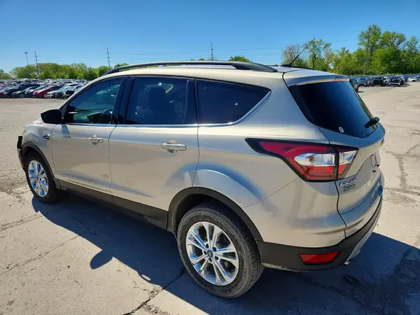 1FMCU9GD1JUB22527 2018 FORD ESCAPE - Image 2