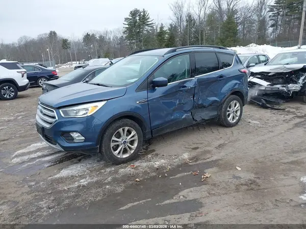 1FMCU9GD1JUB33144 2018 FORD ESCAPE - Image 2