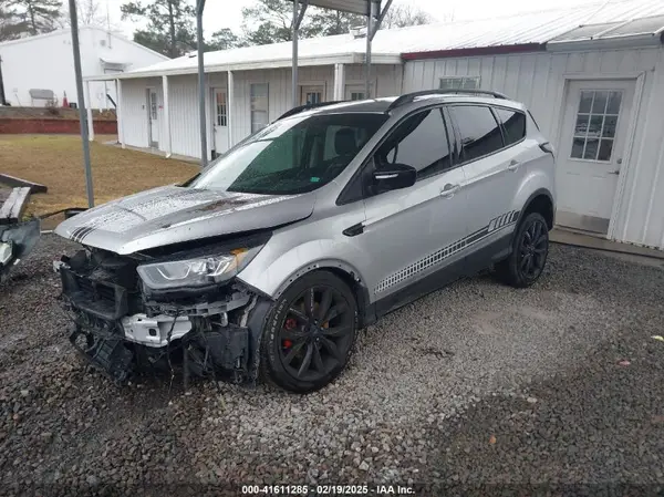 1FMCU9GD1JUB35184 2018 FORD ESCAPE - Image 2