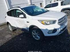 1FMCU9GD1JUB35766 2018 FORD ESCAPE