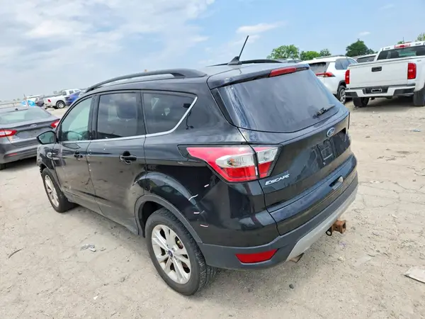 1FMCU9GD1JUB40210 2018 FORD ESCAPE - Image 2