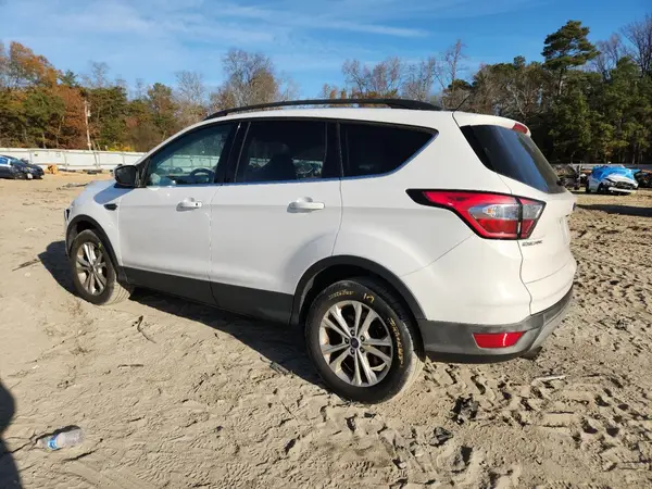 1FMCU9GD1JUB45701 2018 FORD ESCAPE - Image 2