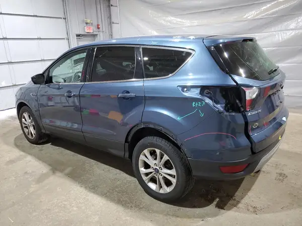 1FMCU9GD1JUB58240 2018 FORD ESCAPE - Image 2