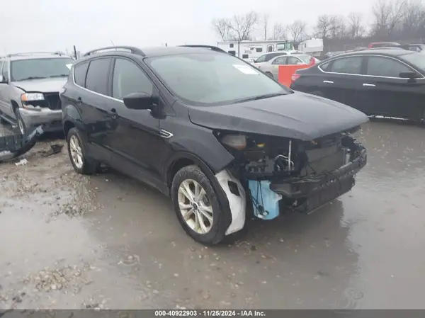 1FMCU9GD1JUB73627 2018 FORD ESCAPE - Image 1
