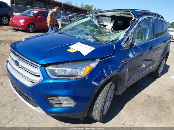 1FMCU9GD1JUB81159 2018 FORD ESCAPE - Image 2