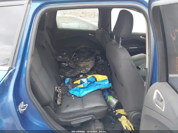 1FMCU9GD1JUC02477 2018 FORD ESCAPE - Image 8