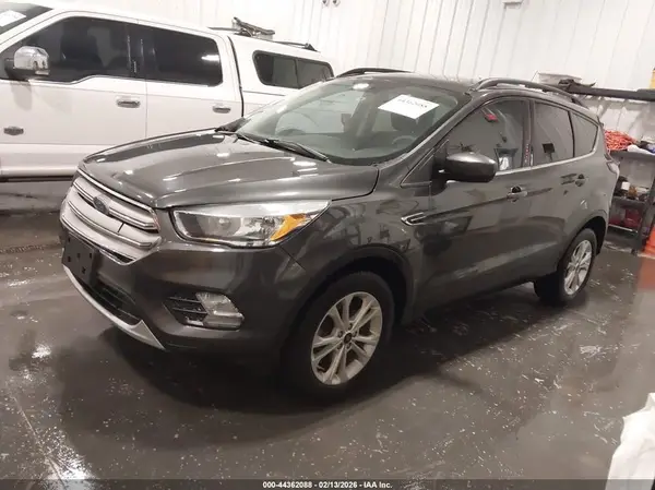1FMCU9GD1JUC06982 2018 FORD ESCAPE - Image 2