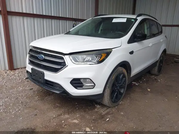 1FMCU9GD1JUC19618 2018 FORD ESCAPE - Image 2