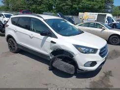 1FMCU9GD1JUC25340 2018 FORD ESCAPE