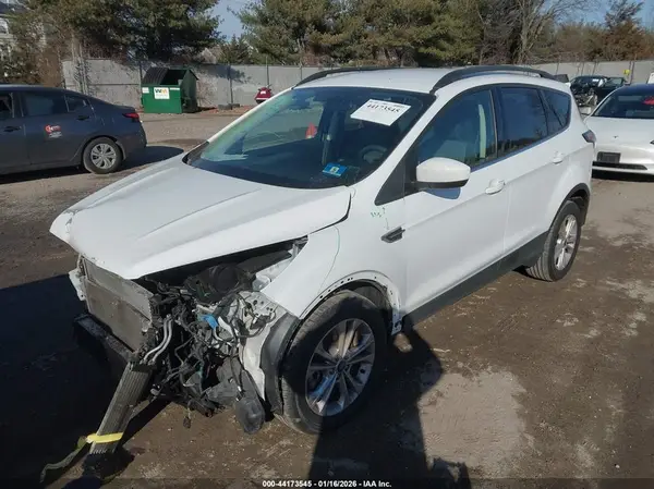 1FMCU9GD1JUC25810 2018 FORD ESCAPE - Image 2