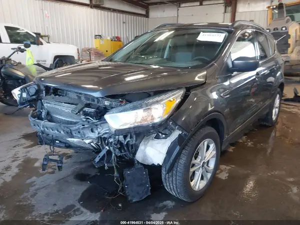 1FMCU9GD1JUC36452 2018 FORD ESCAPE - Image 2