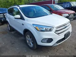 1FMCU9GD1JUC42476 2018 FORD ESCAPE