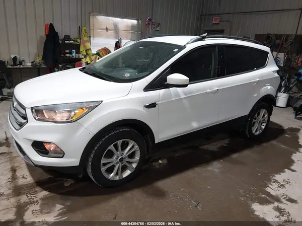 1FMCU9GD1JUC56152 2018 FORD ESCAPE - Image 2