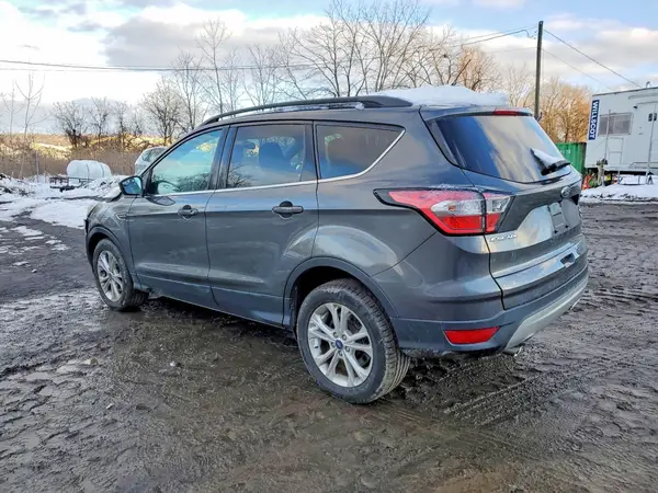 1FMCU9GD1JUC83951 2018 FORD ESCAPE - Image 2