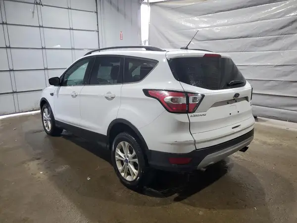 1FMCU9GD1JUC89877 2018 FORD ESCAPE - Image 2