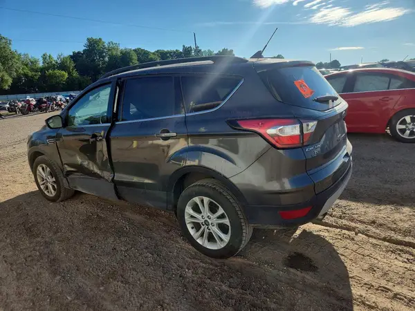 1FMCU9GD1JUD36180 2018 FORD ESCAPE - Image 2