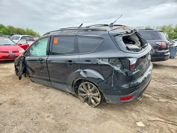 1FMCU9GD1JUD38771 2018 FORD ESCAPE - Image 2
