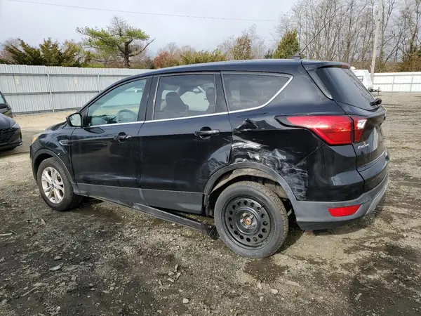 1FMCU9GD1KUA00613 2019 FORD ESCAPE - Image 2