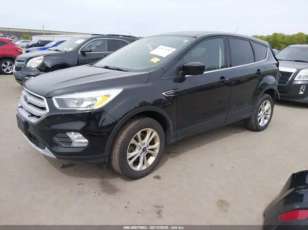 1FMCU9GD1KUA16617 2019 FORD ESCAPE - Image 2