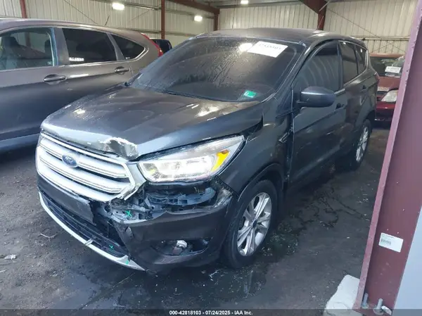 1FMCU9GD1KUA16813 2019 FORD ESCAPE - Image 2