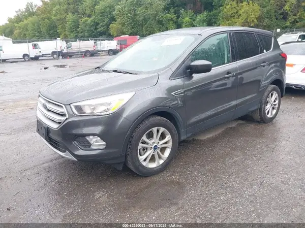1FMCU9GD1KUA30470 2019 FORD ESCAPE - Image 2