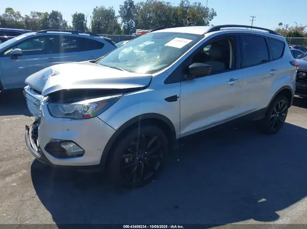 1FMCU9GD1KUA64795 2019 FORD ESCAPE - Image 2