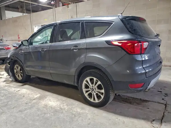 1FMCU9GD1KUB03885 2019 FORD ESCAPE - Image 2