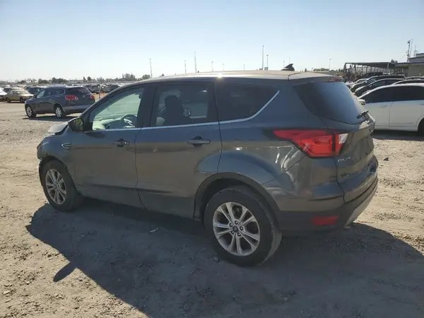 1FMCU9GD1KUB10450 2019 FORD ESCAPE - Image 2