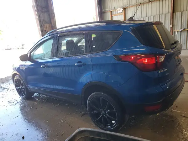 1FMCU9GD1KUB10478 2019 FORD ESCAPE - Image 2