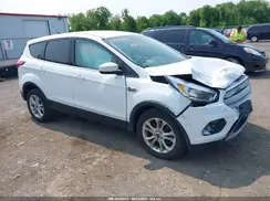 1FMCU9GD1KUB14966 2019 FORD ESCAPE