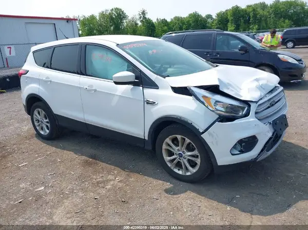 1FMCU9GD1KUB14966 2019 FORD ESCAPE - Image 1