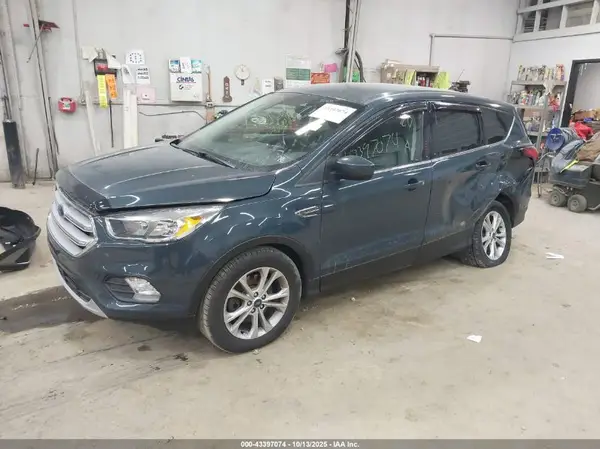 1FMCU9GD1KUB52245 2019 FORD ESCAPE - Image 2