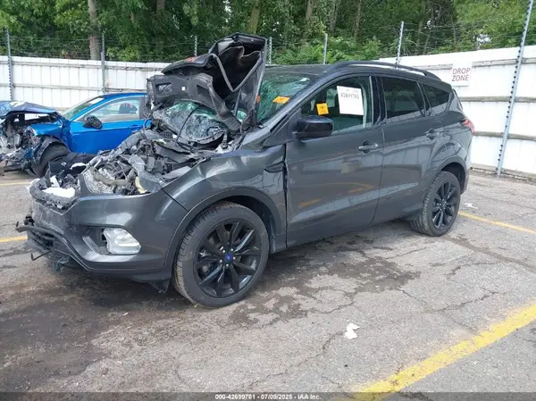 1FMCU9GD1KUB56280 2019 FORD ESCAPE - Image 2