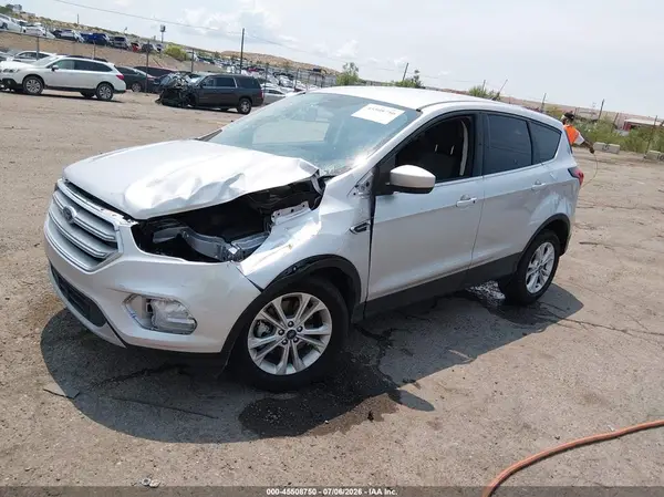 1FMCU9GD1KUB60555 2019 FORD ESCAPE - Image 2