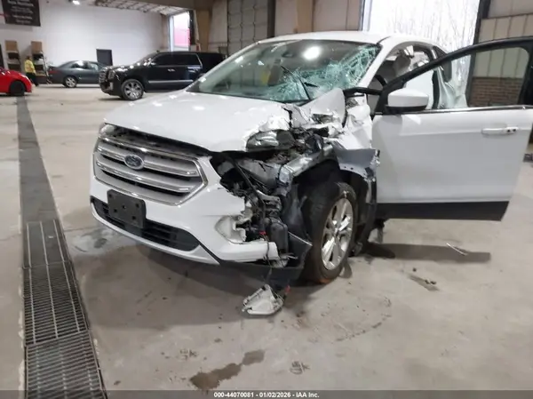1FMCU9GD1KUB67151 2019 FORD ESCAPE - Image 2