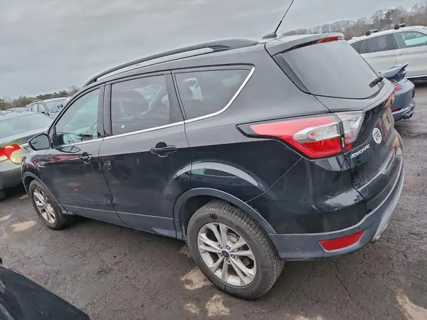 1FMCU9GD2HUA05487 2017 FORD ESCAPE - Image 2