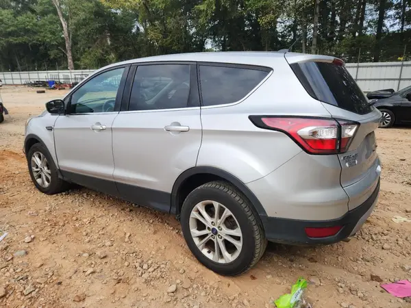 1FMCU9GD2HUA18921 2017 FORD ESCAPE - Image 2