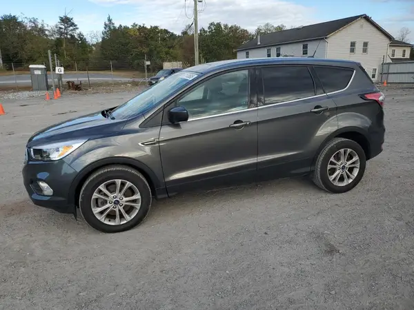 1FMCU9GD2HUA21303 2017 FORD ESCAPE - Image 1