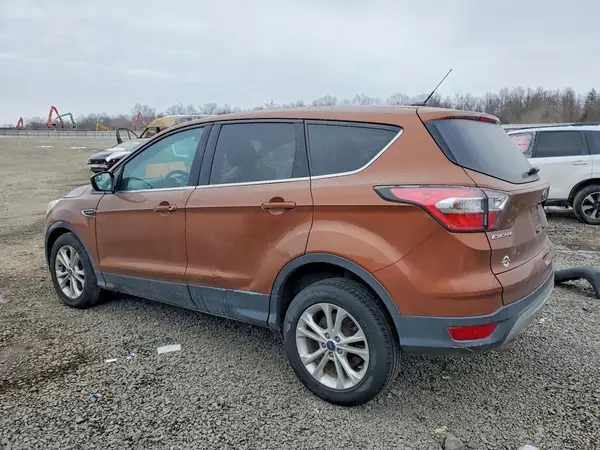 1FMCU9GD2HUA56875 2017 FORD ESCAPE - Image 2