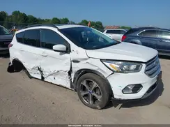 1FMCU9GD2HUA86927 2017 FORD ESCAPE