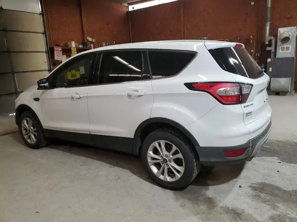 1FMCU9GD2HUA95823 2017 FORD ESCAPE - Image 2
