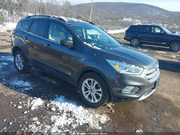 1FMCU9GD2HUB05721 2017 FORD ESCAPE