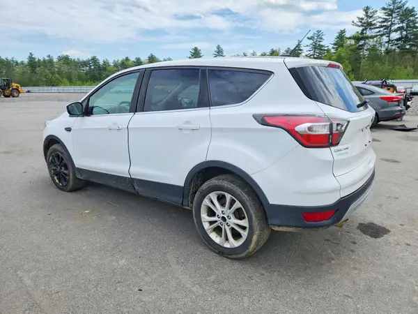 1FMCU9GD2HUB19067 2017 FORD ESCAPE - Image 2