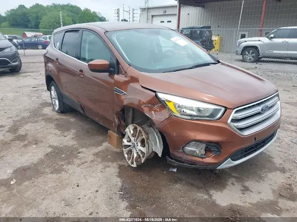 1FMCU9GD2HUB40534 2017 FORD ESCAPE - Image 1