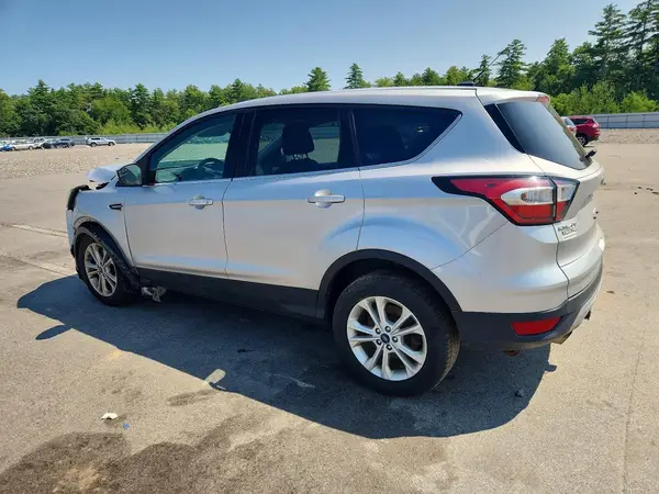 1FMCU9GD2HUB55373 2017 FORD ESCAPE - Image 2
