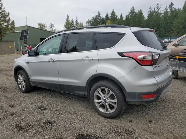 1FMCU9GD2HUB82864 2017 FORD ESCAPE - Image 2