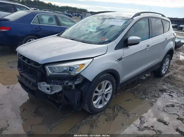 1FMCU9GD2HUB93993 2017 FORD ESCAPE - Image 2