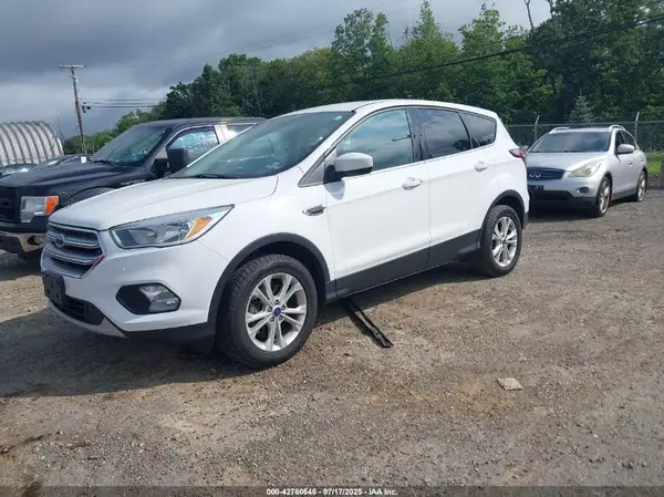 1FMCU9GD2HUC17287 2017 FORD ESCAPE - Image 2