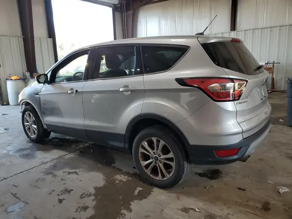 1FMCU9GD2HUC98369 2017 FORD ESCAPE - Image 2